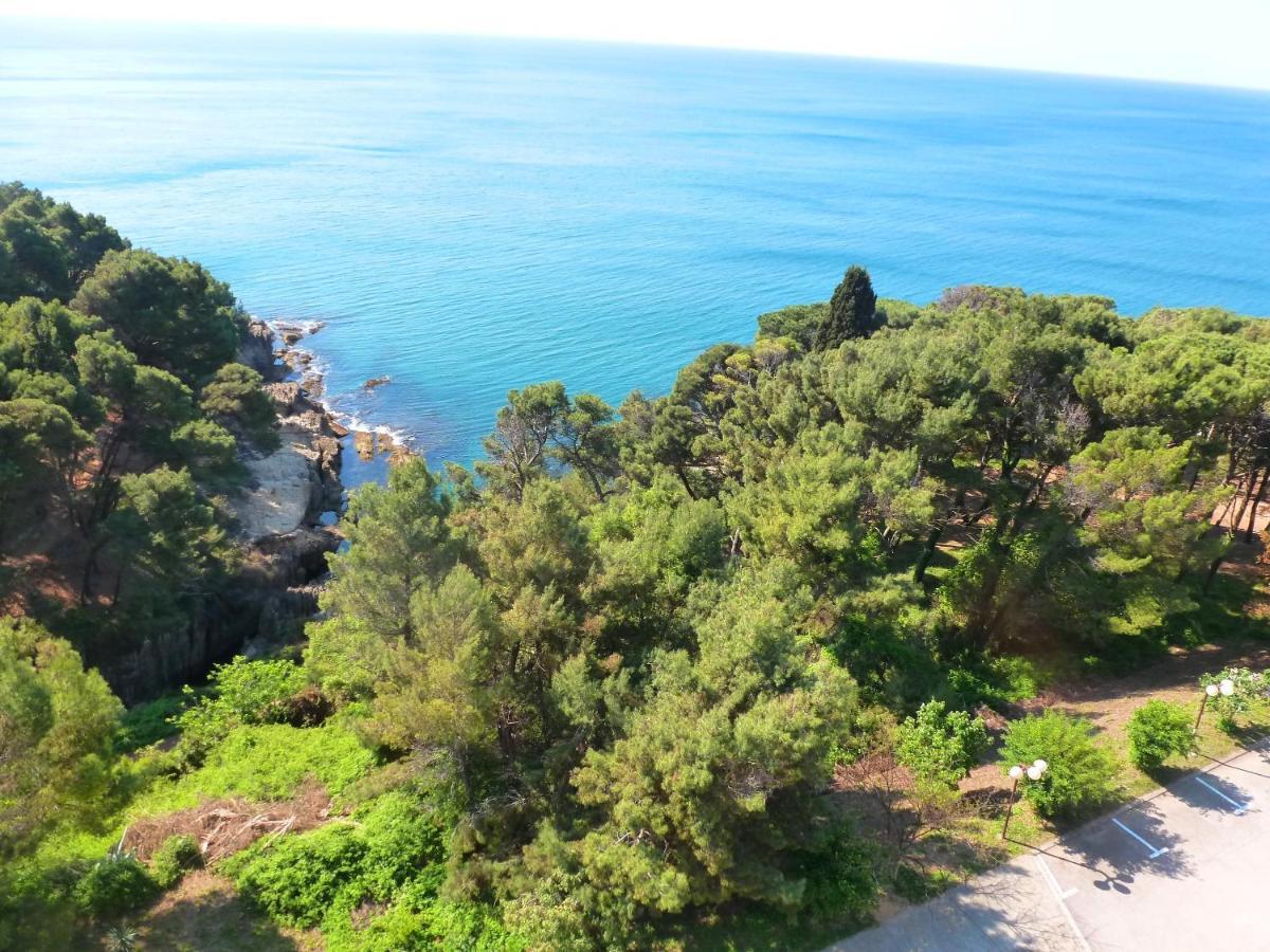 Corpus B - Hotel Albatros Ulcinj Ngoại thất bức ảnh
