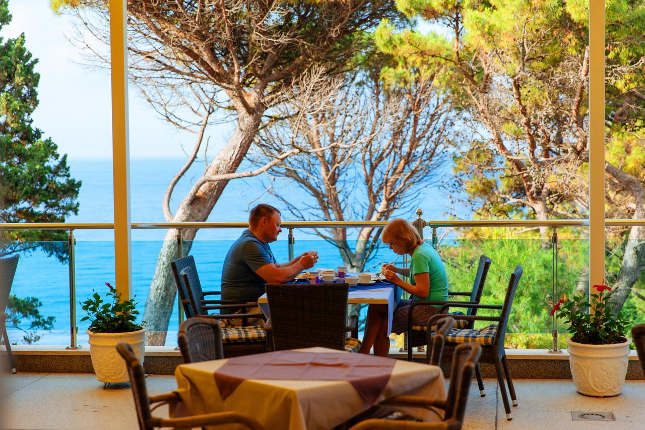 Corpus B - Hotel Albatros Ulcinj Ngoại thất bức ảnh